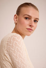 Afbeelding in Gallery-weergave laden, Long-Sleeve Stretch Lace Top O01-17-401 6800 Stone