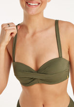 Afbeelding in Gallery-weergave laden, Bikini top twisted padded wired 60282 2186 deep olive