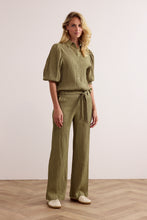 Afbeelding in Gallery-weergave laden, Creased Wide-Leg Trousers  C30-19-101 6155 Aloe

