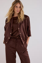 Afbeelding in Gallery-weergave laden, Jogger-FitTrousersC06-21-1012650Chocolate__2
