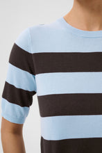 Afbeelding in Gallery-weergave laden, KAlizzaStripedKnit10508410109657Bluefog_BrownWideStripe__2
