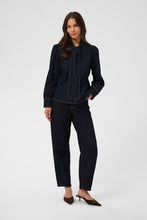 Afbeelding in Gallery-weergave laden, KAmollyDenimShirt10512101102990RawBlueDenim__2
