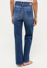 Afbeelding in Gallery-weergave laden, LARA 3462900 32458 brilliant blue used
