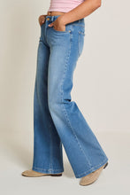 Afbeelding in Gallery-weergave laden, MiraSS261266207-D94D94-SummerBlue-L32__3
